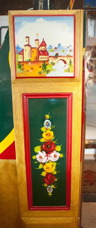 Castles and Roses in the Canal Museum