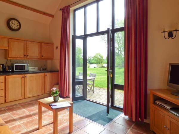 Fishermans Lodge - Windows with View