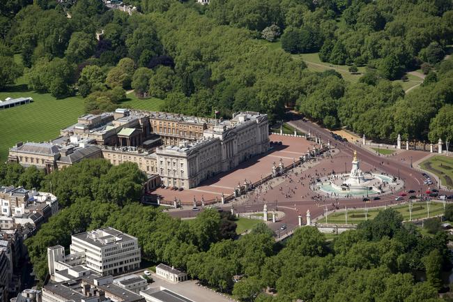 Buckingham Palace from The London Helicopter