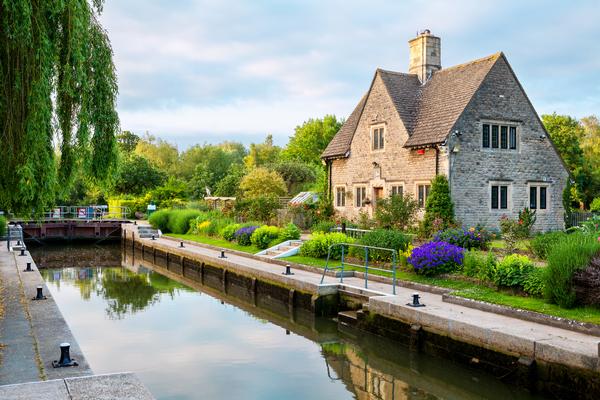 Iffley Lock on the River Thames in Oxford