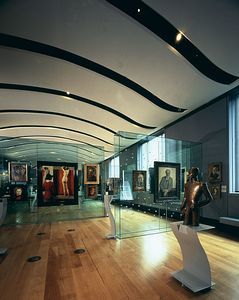 National Portrait Gallery, London Room 31  (c) Coline Streater