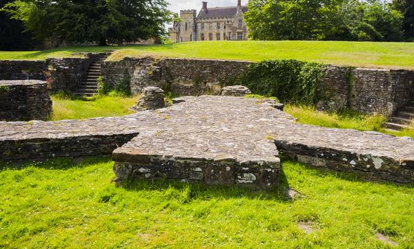 House and Ruins at Battle Abbey near Hastings, England