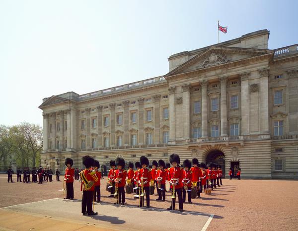 Soldiers at front of palace