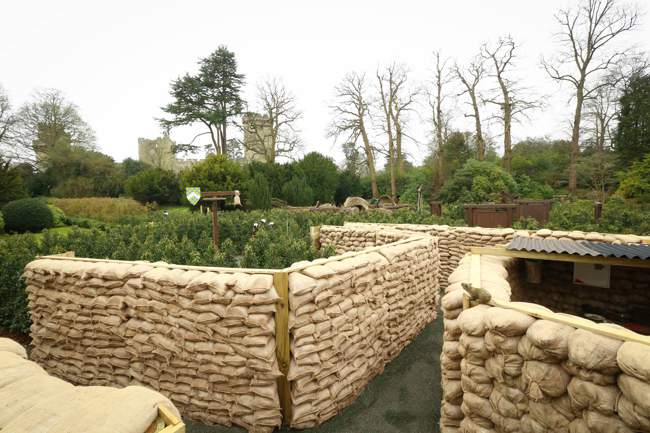 Horrible Histories Maze - Trenches