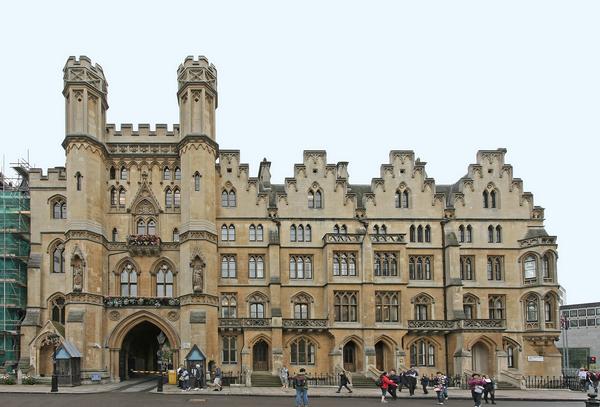 The Deans Yard Entrance to Westminster Abbey Gardens
