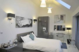 Contemporary and comfortable.