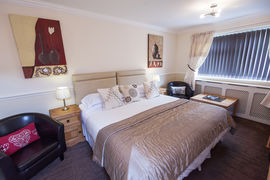 Superior Super King Sized Ensuite Room