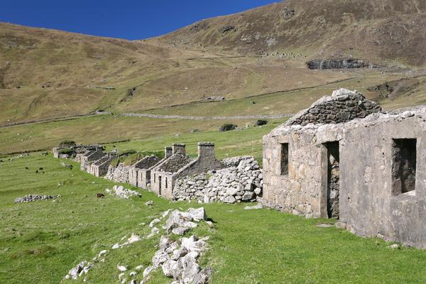 Abandoned Village, St Kilda ©Shutterstock / Joe Gough Ruins of houses in abandoned village, St Kilda