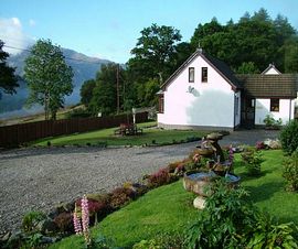 Tiranui Cottage - Exterior of Cottage