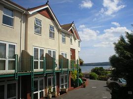 4 Braeside Mews Holiday Apartment - 