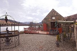 Little Briar - Little Briar Cottage from the ornamenatl garden.