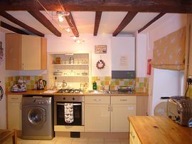 Kitchen - fully equipped