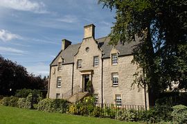 Pilrig House Apartments - enter a description