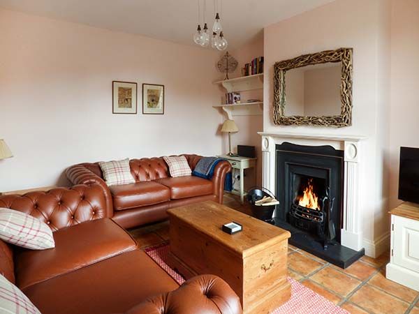 2 Carr Terrace Living Room