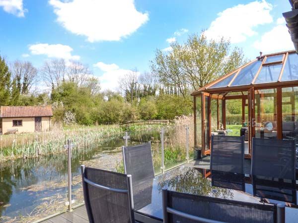 Dragonfly Lodge Deck