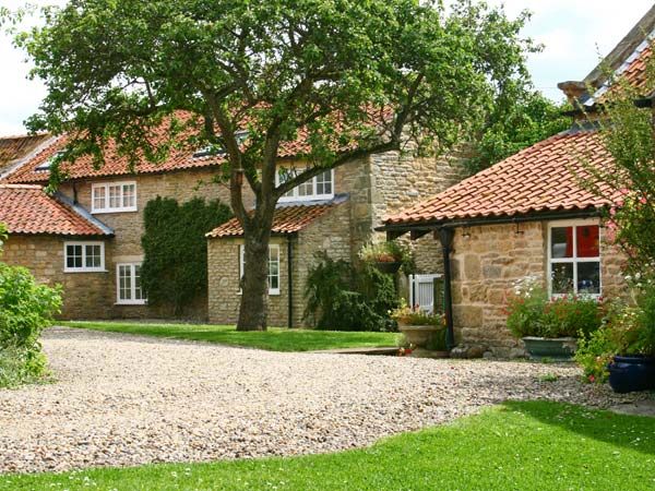 Lilac Cottage Exterior