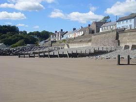 Amroth from the beach © Wayn and Sue Davies Amroth from the beach © Wayn and Sue Davies