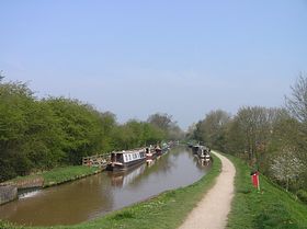 Shropshire Union Canal towpath at Audlem &copy; Jan Rutgers