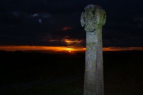 ST GWLADYS MONUMENT NEAR BARGOED &copy; MICHAEL COCHRAM