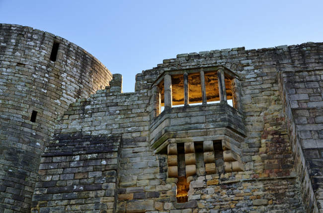 Stone bridge and building in Barnard Castle