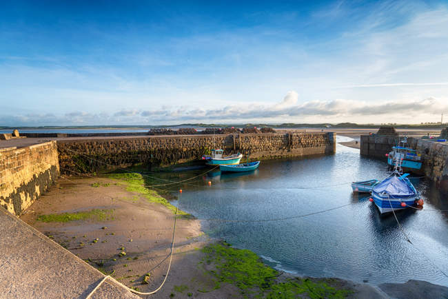 Beadnell Harbour © Helen Hotson - stock.adobe.com Beadnell Harbour