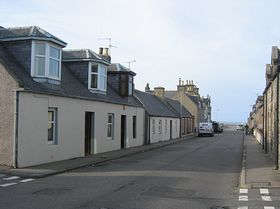 Land Street Buckie - typical cottage &copy; Jane Jamieson