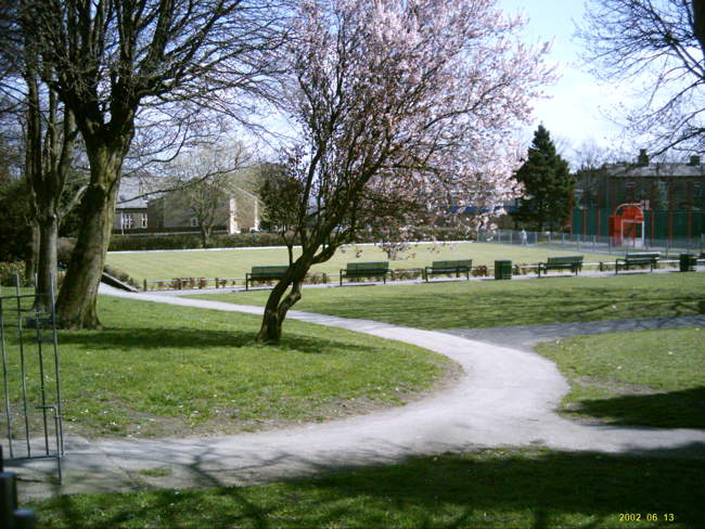 Victoria Park & Bowling Green, Clayton.  There is also a Play Area for Children &copy; Michael McGann