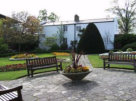 Walled garden Gladstone Park &copy; Penelope Welch