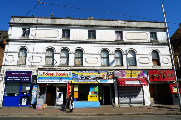 Gipsy Tavern © Ewan Munro Gipsy Tavern Croydon