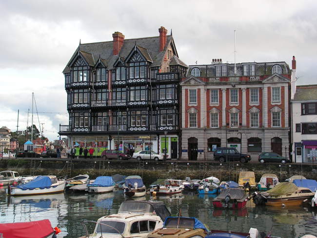 Dartmouth &copy; C. Bettis