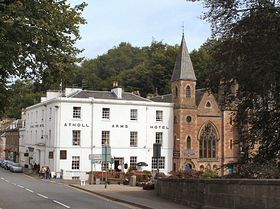 Hotel Dunkeld &copy; John McLeish www.images-scotland.com