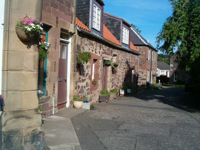 Road in East Linton &copy; Leif Palmqvist