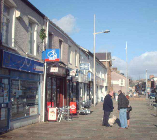 High street , Ebbw Vale &copy; Dale Miles