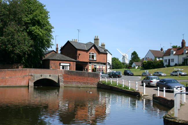 A view of Finchingfield's duckpond. &copy; Allison Bennet