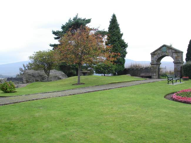 Fort William - Cemetery &copy; Krysztau