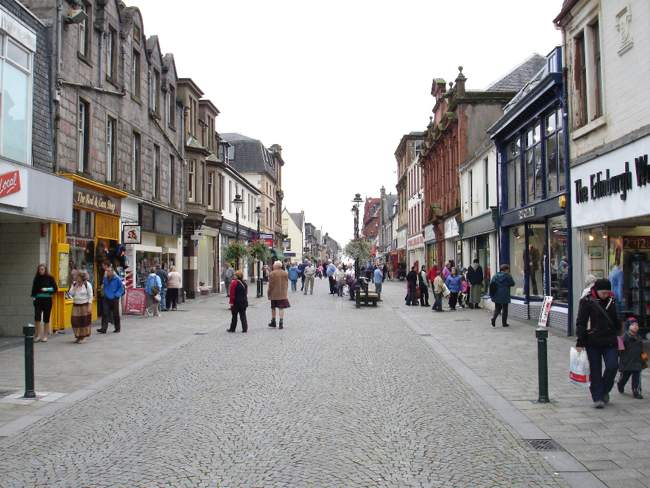 Fort William - High Street &copy; Krysztau