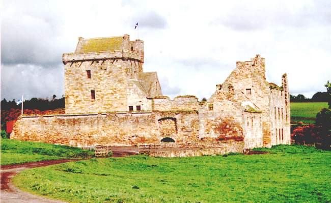 Balgonie Castle was visited by Rob Roy McGregor and is now the home to many weddings - and to the owner, The Laird of Balgonie &copy; Ian Sloan