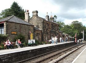 Platform, Goathland Station &copy; Anne Zanotti