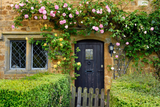 Historic thatched cottage in Great Tew
