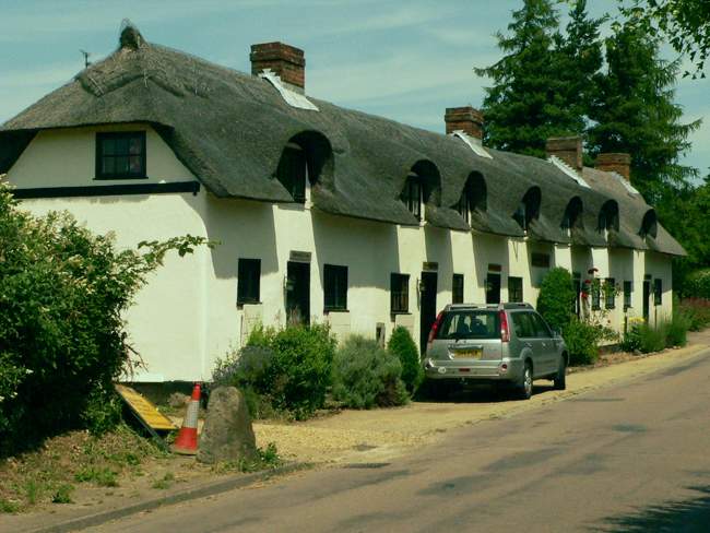 Hornbeam Court cottages &copy; Graham Scott