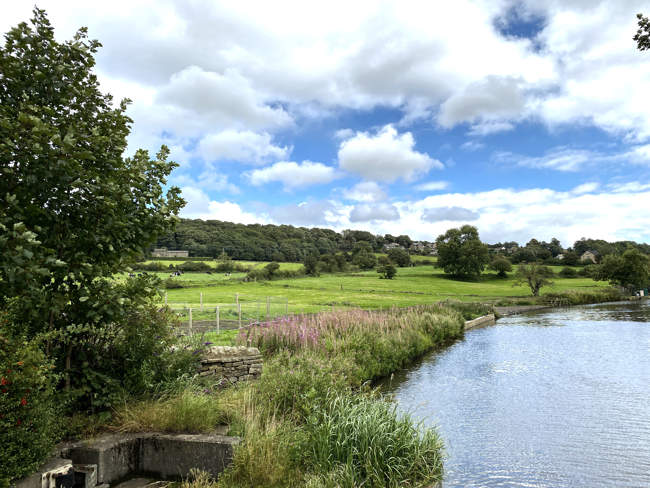 Leeds and Liverpool canal, Micklethwaite Lane, Keighley