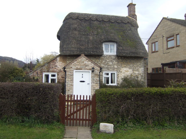 Thatched Cottage Main Street Little Witcombe