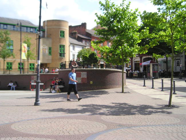 Court &copy; Nathalie Manghini