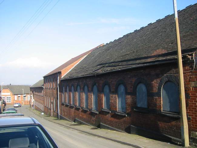 Pearson St, Lye &copy; Pat Hughes