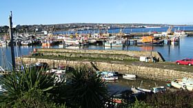 Newlyn Old Quay &copy; Anne Tuplin