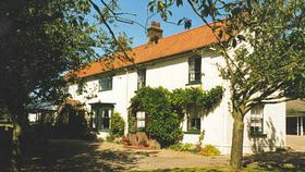 Houses in Northrepps &copy; Amy Barlow