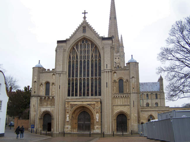 Front of Cathedral &copy; Trever Saunders