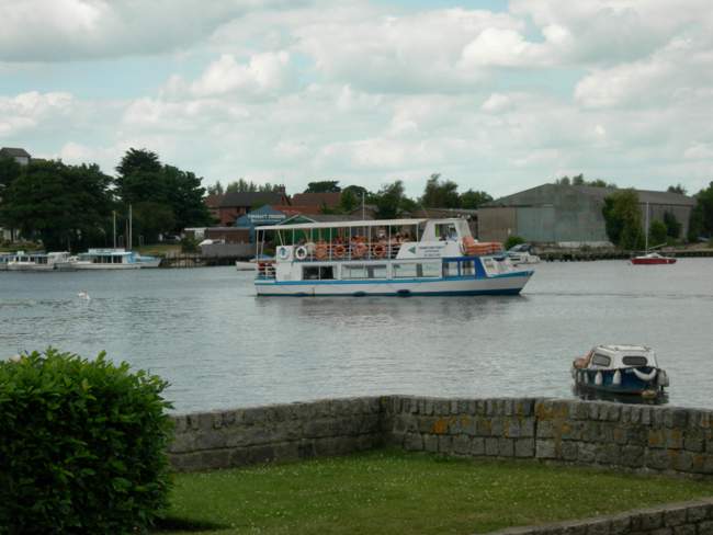 Pleasure Cruiser &copy; Peggy Cannell