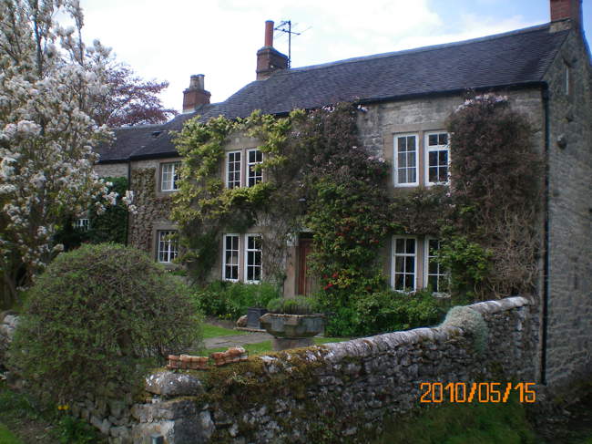 More stone cottage's at Parwich &copy; Philip Cookson