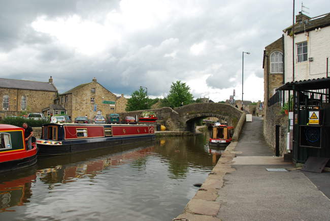 Bridge over the Canal &copy; Mr Philip Moon ( Hkt,B )